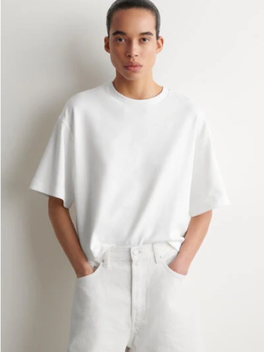 NEW COS 100% Cotton Oversized Boxy Tee Shirt in White, size M - Picture 2 of 8